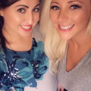 Meet your Posher, Alexandra